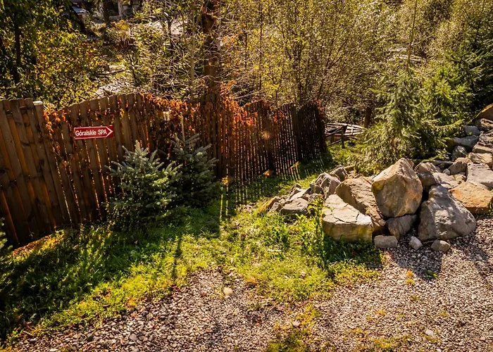 Domek Gabi z balią w ogrodzie Zakopane